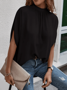 Blusa com Mangas Mocergo Vazadas e Gola Laço Amarração na Nuca - Catherine