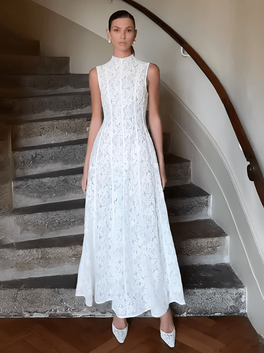 Vestido Midi em Renda Texturizada com Flores Acinturado – Carlota