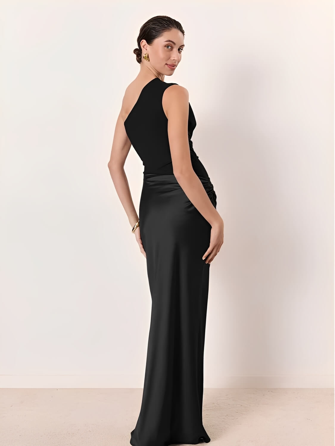 Vestido Longo Acinturado Acetinado Decote Diagonal e Ombro Único – Mirela